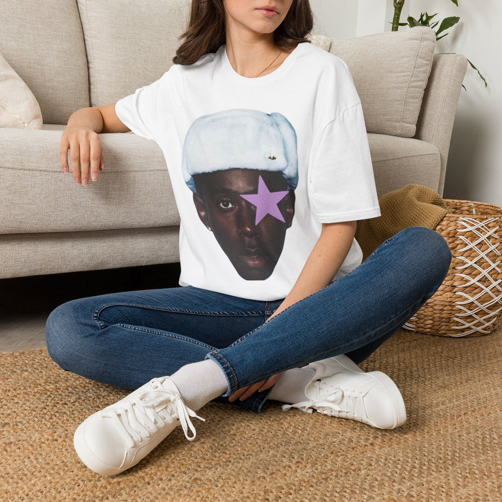 Star-Eyed Portrait T-Shirt — Vintage Pop Art Face with Purple Star