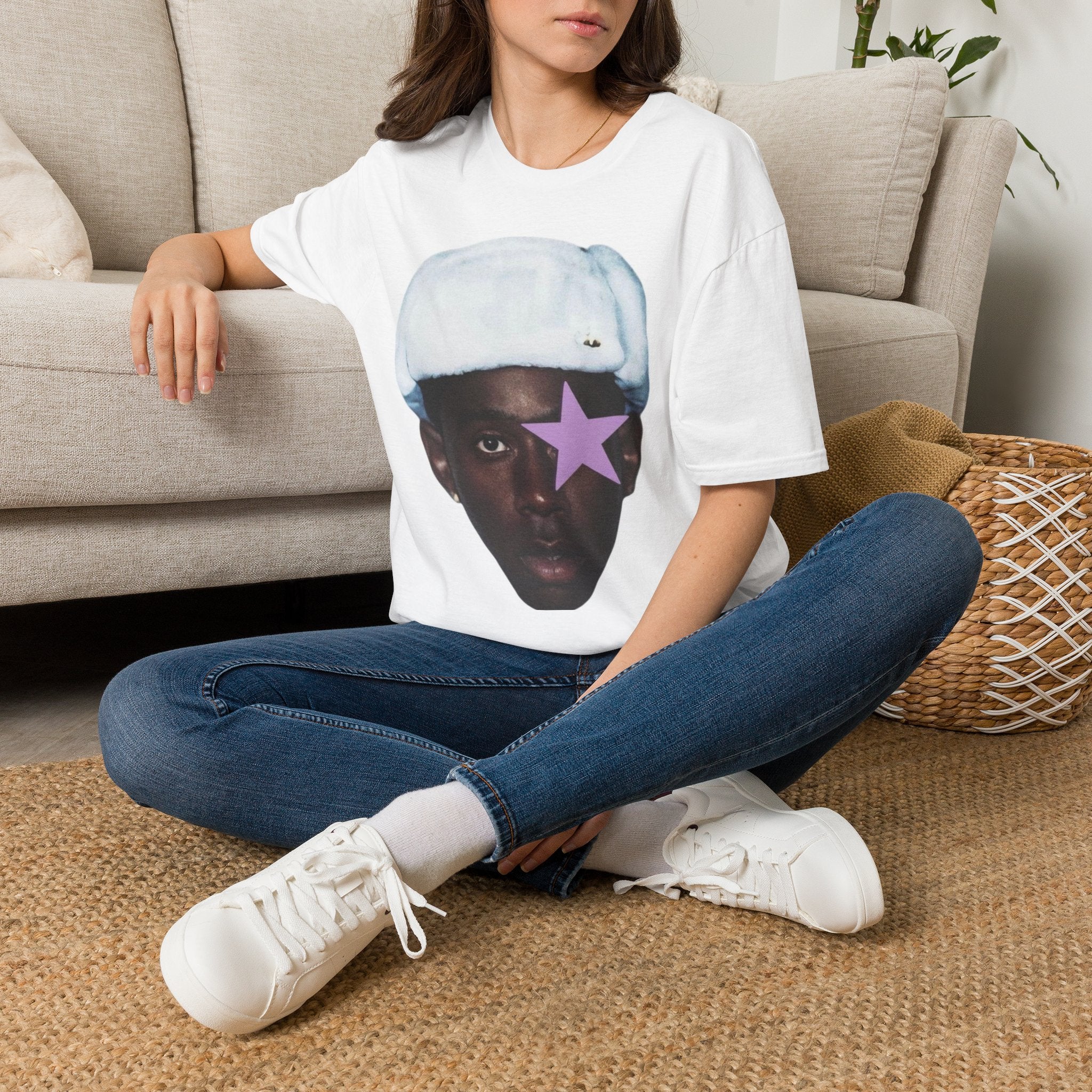 Star-Eyed Portrait T-Shirt — Vintage Pop Art Face with Purple Star