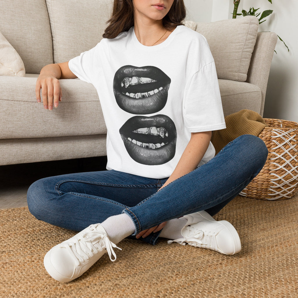 Graphic Lip Print T-Shirt — Retro Biting Lips Design